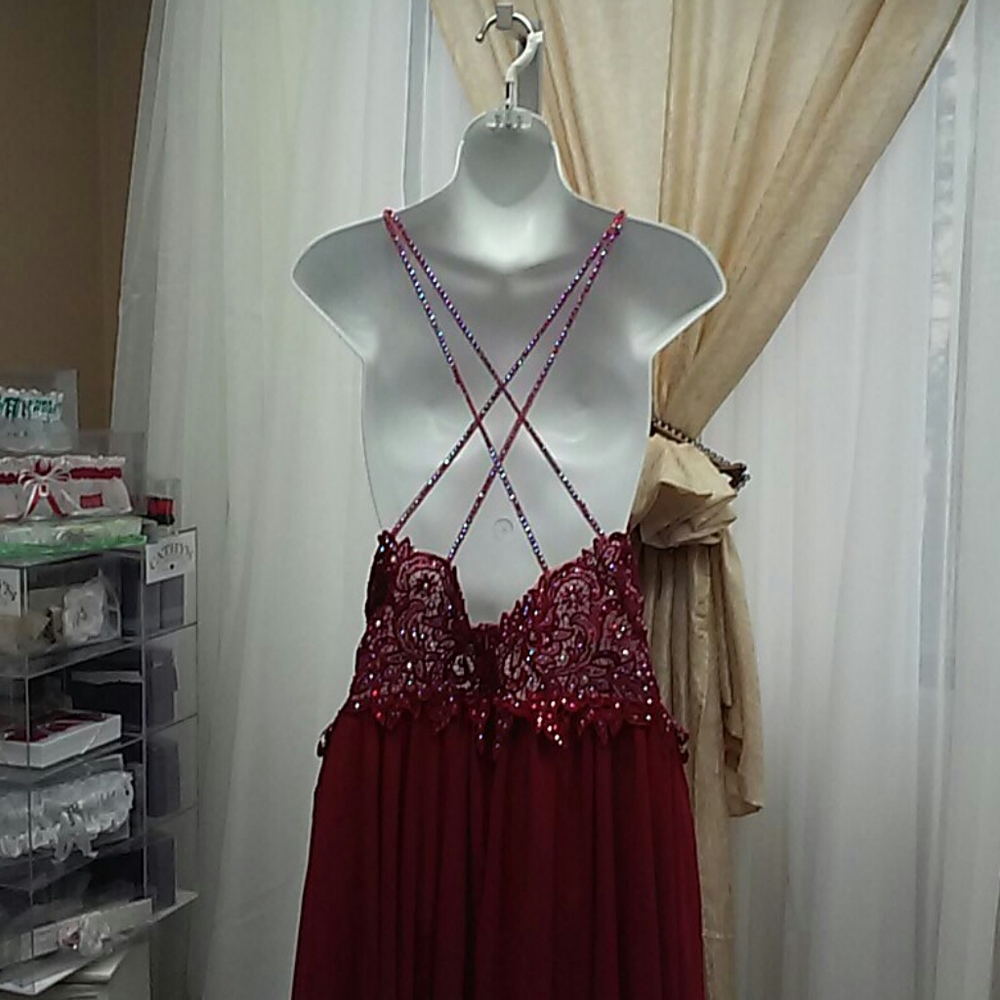 Prom dress - Picture 3 of 4